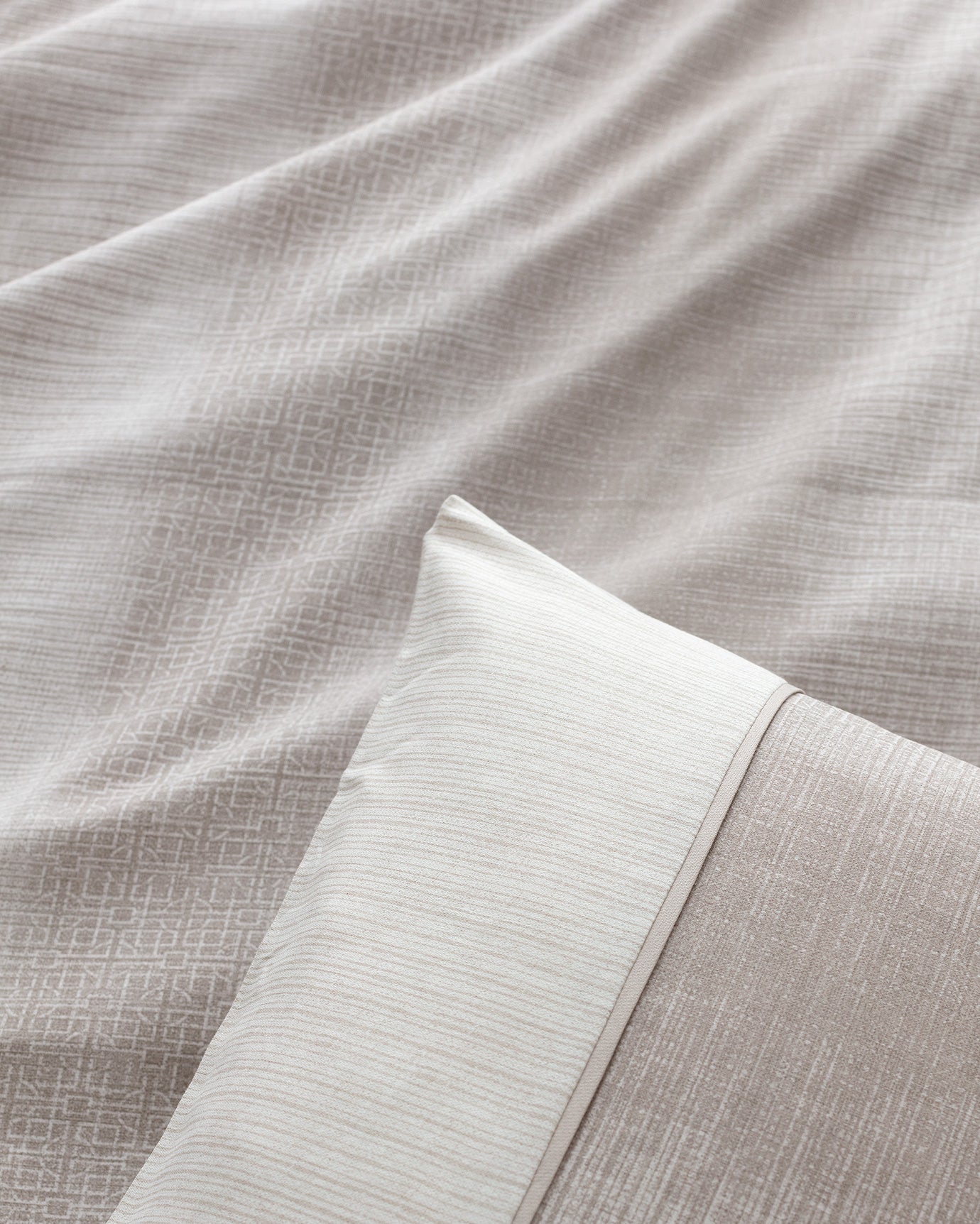 100% Cotton Double Duvet Cover Set - Adelya Crepe Print