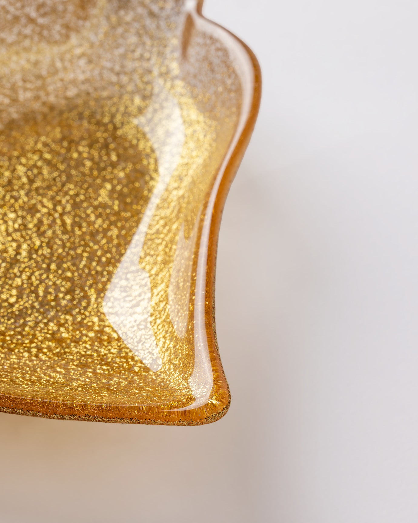 Elegant Glass Decorative Plate - Grelot Gold Finish