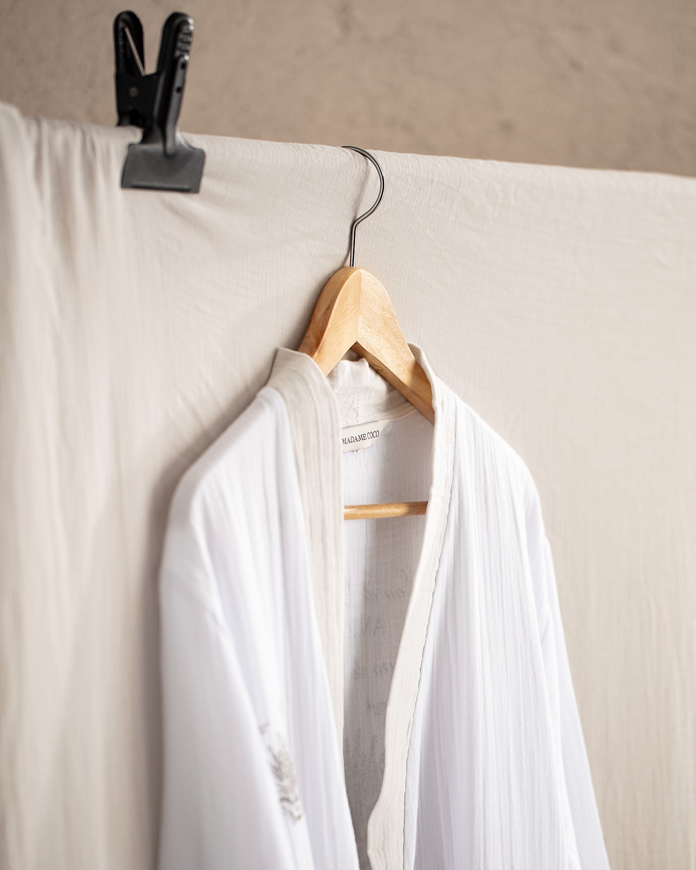 100% Cotton Muslin Women's Bathrobe - Lightweight Comfort