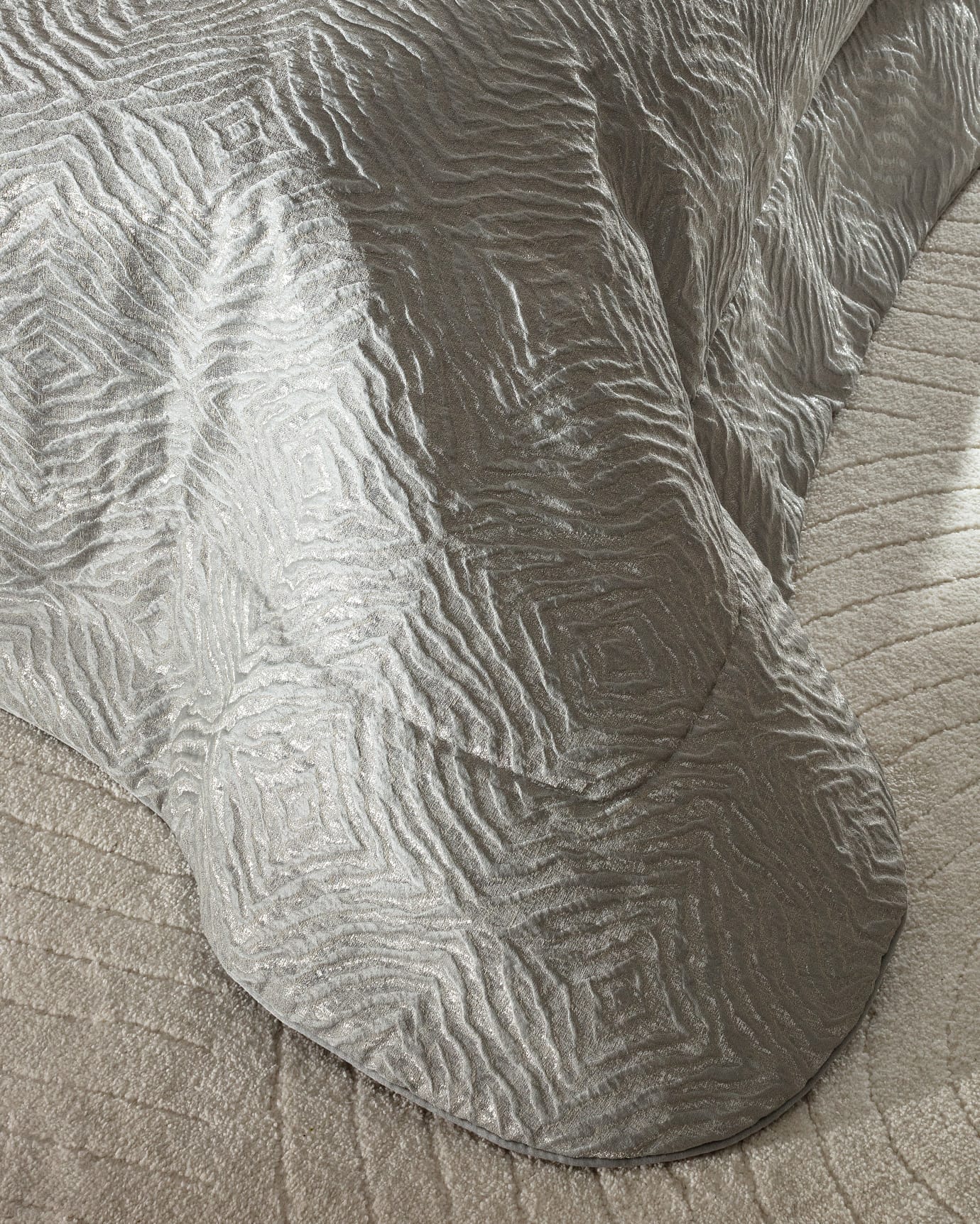 Vence 8 Piece Full/Queen Luxury Bedding Set - Complete Home Ensemble