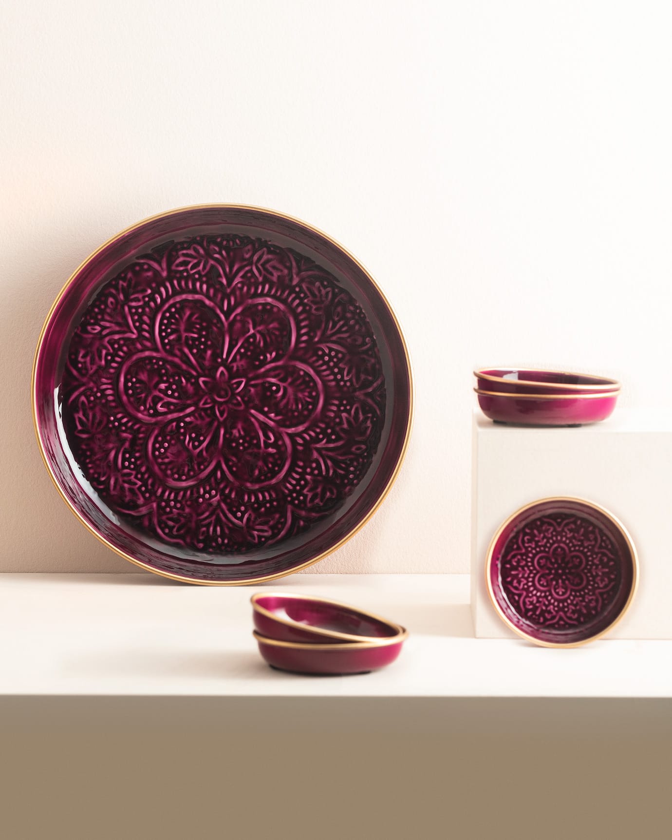 Elegant Metal 6-Piece Plate Set - Rosalie Collection
