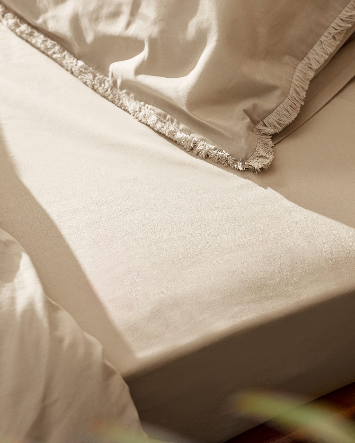 King Size Tasseled Duvet Cover Set - Elegant Bedding Collection