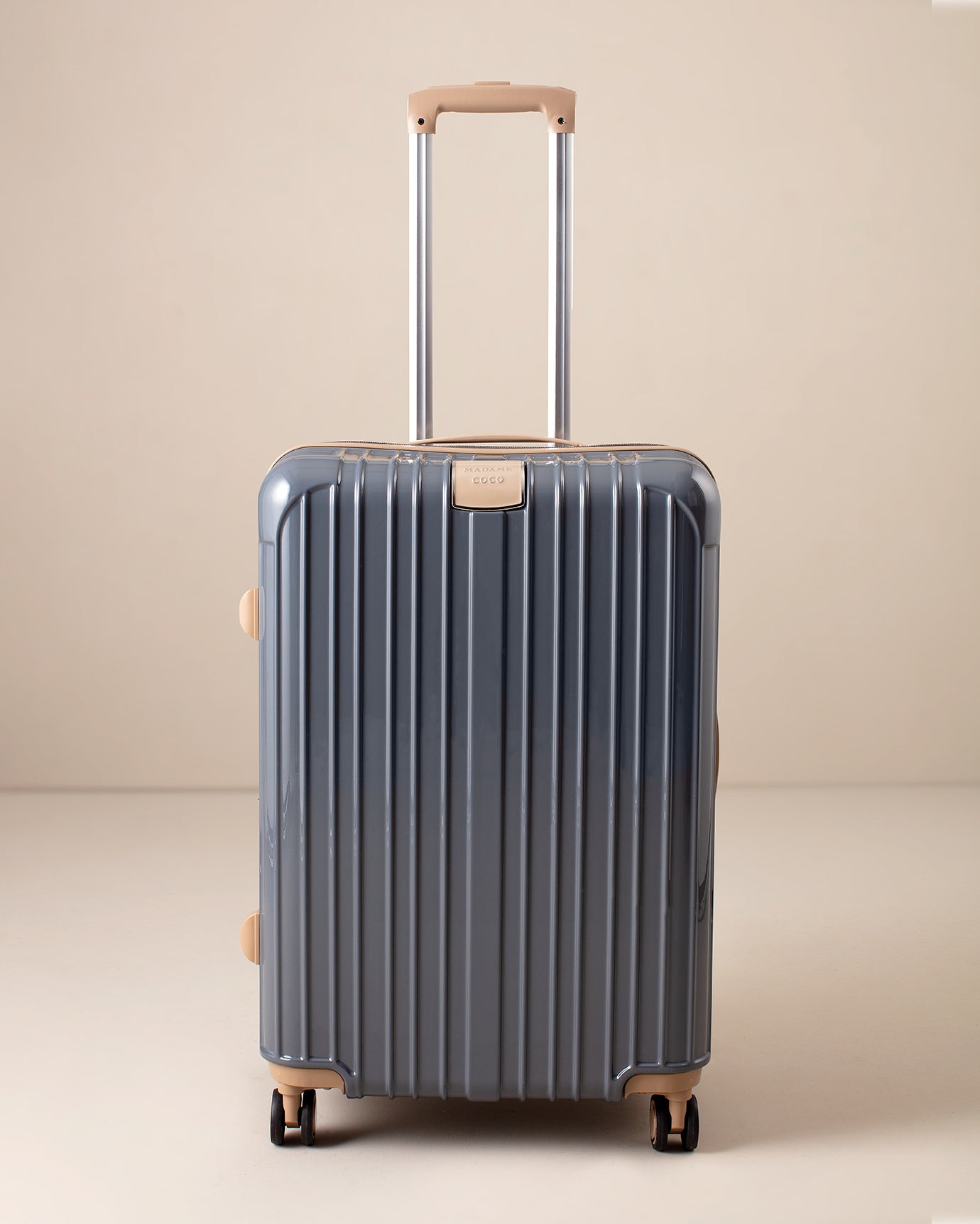 Polycarbonate Medium Suitcase - Textured Hard Shell