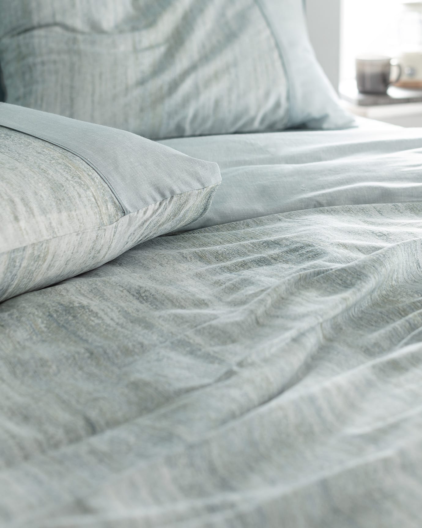 100% Cotton King Size Duvet Cover Set - Crepe Printed Design