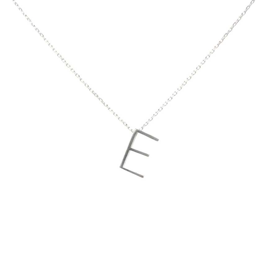 Prémiový náhrdelník s 3D písmenem E ze stříbra 925 sterling
