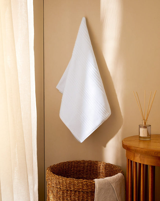 100% Turkish Cotton Face Towel - Plush & Absorbent