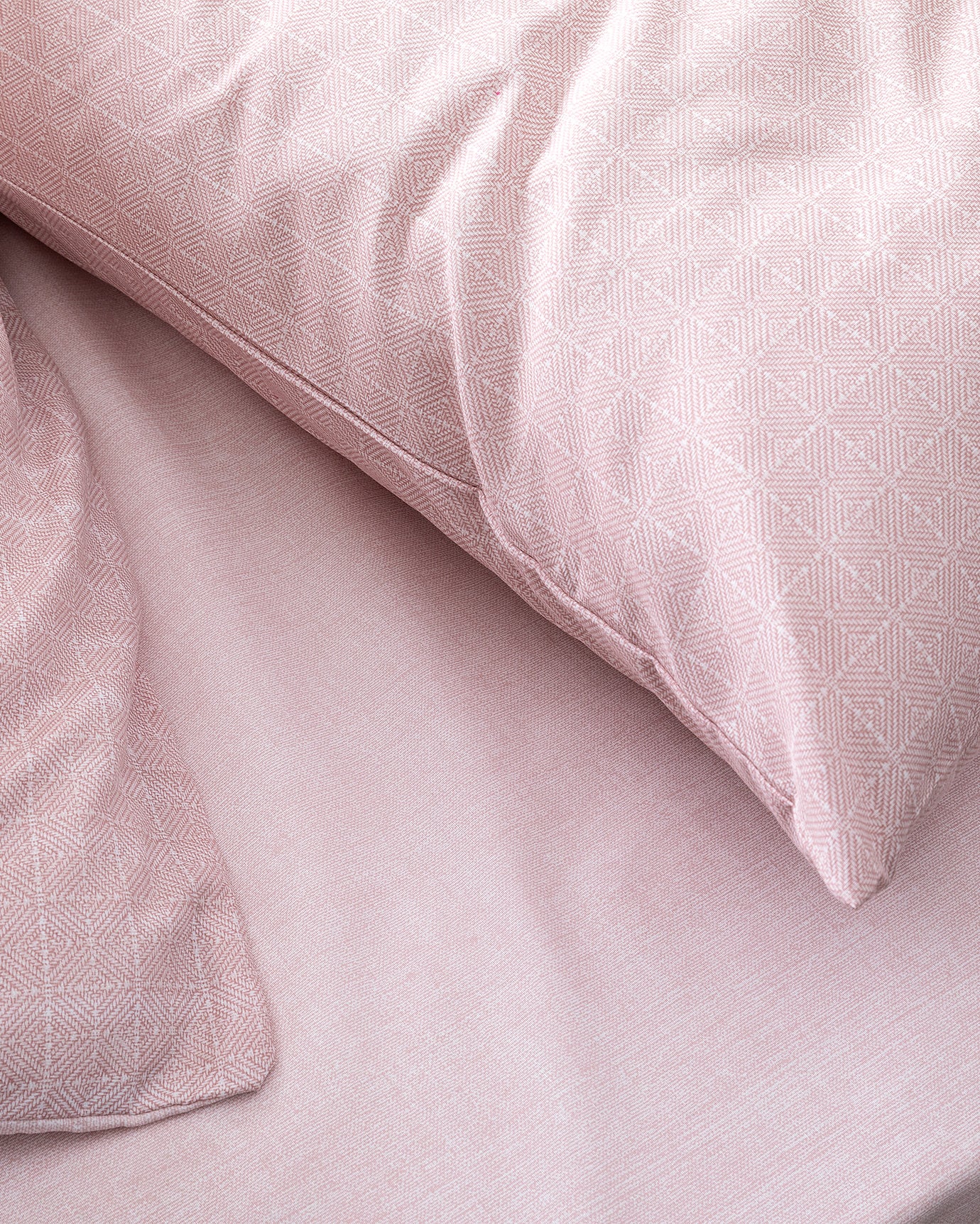 Odette Floral 100% Cotton Ranforce Printed Bedding Set - Blush Pink