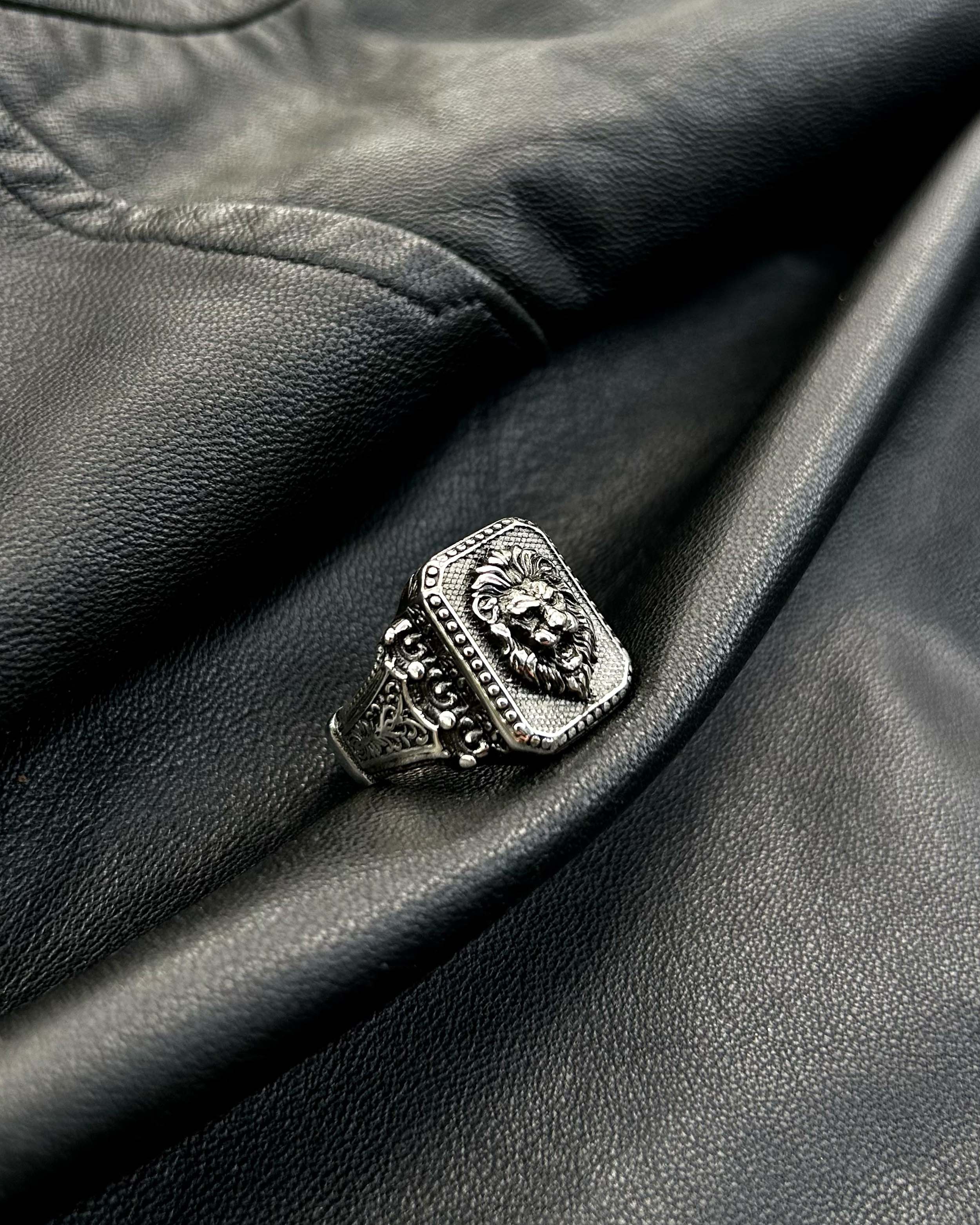 925 Sterling Silver Ring - Majestic Lion Head Statement Piece