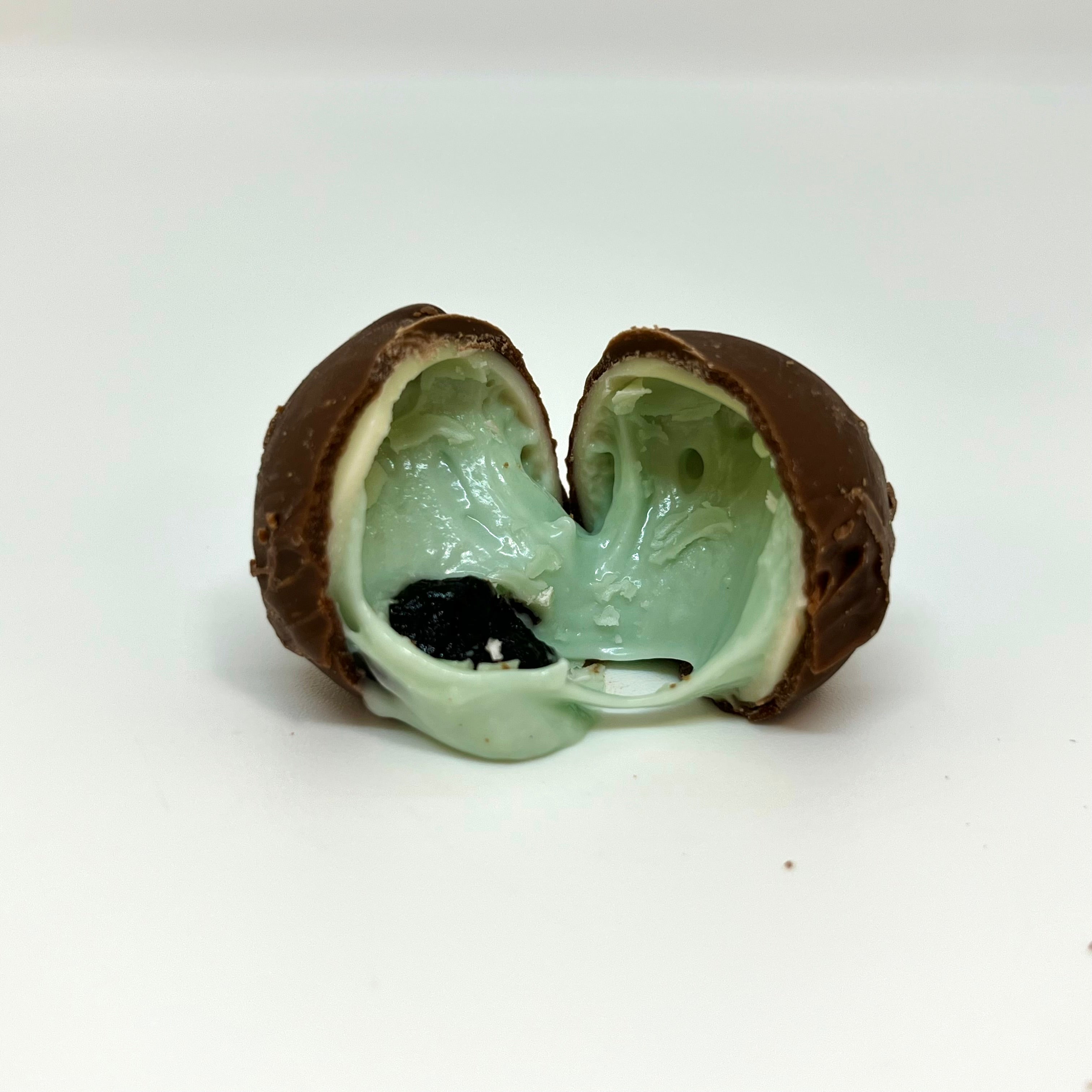 Gourmet Chocolate Blueberry Cream Filled Bar