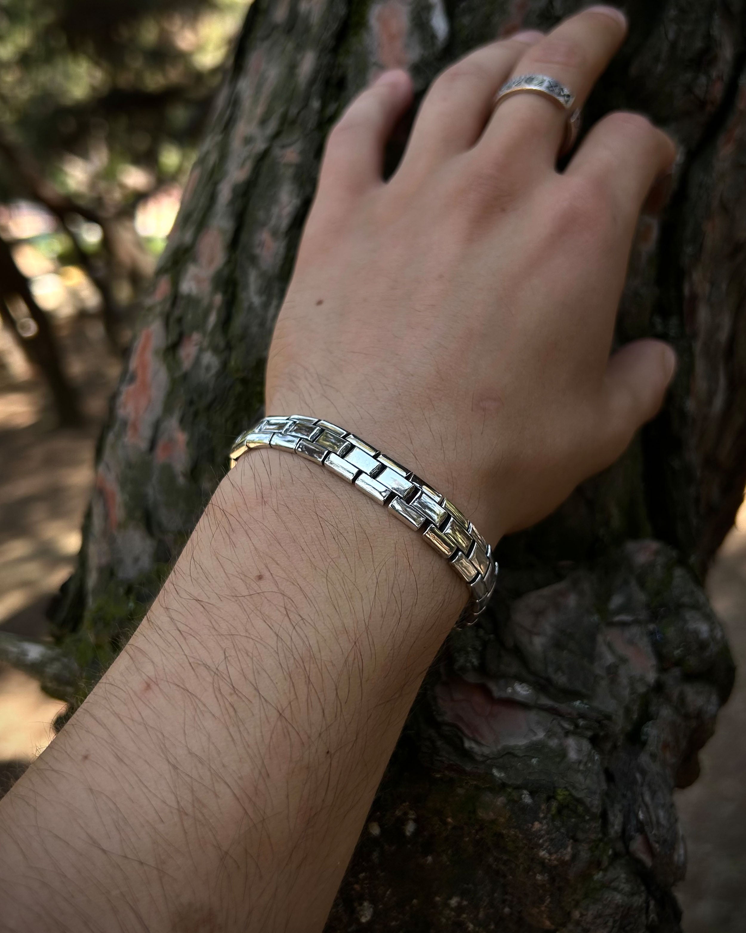 Handcrafted Sterling Silver Box Chain Bracelet - Polished Elegance