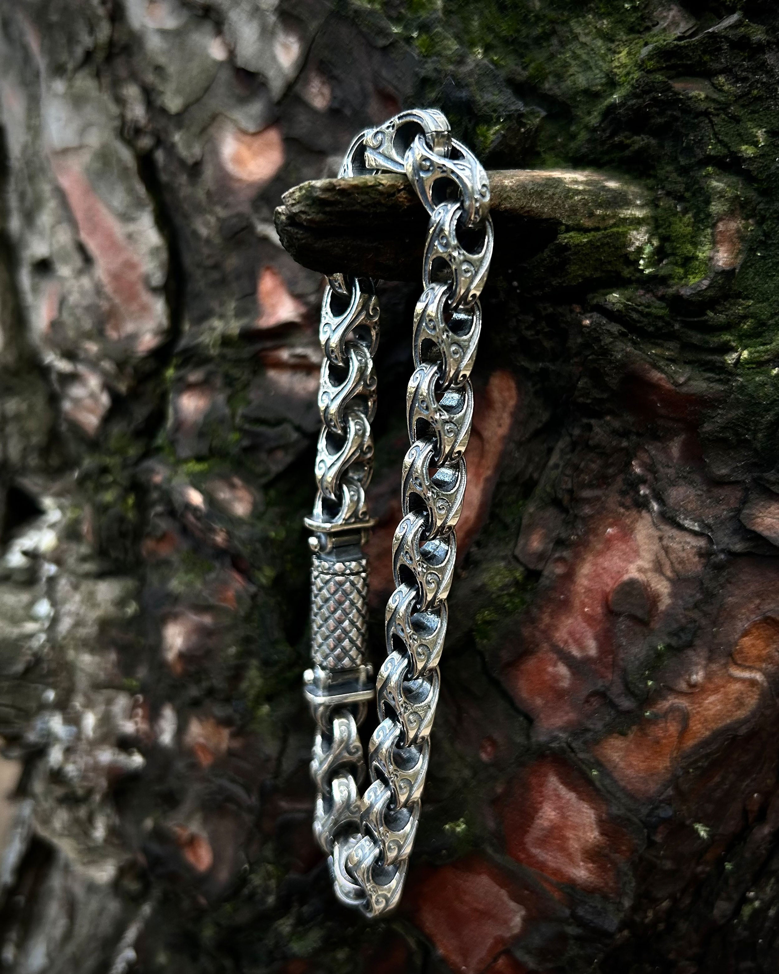 Sterling Silver Oval Link Bracelet - Engraved Handcrafted Design