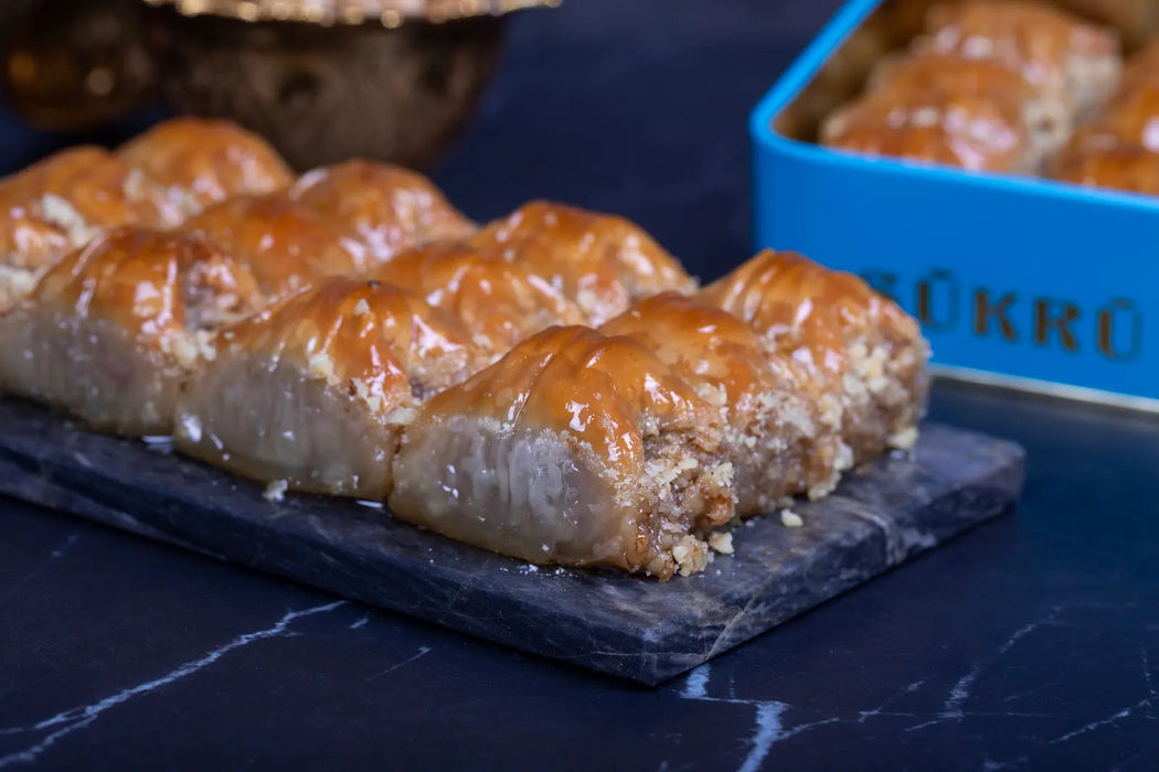 Sukru Efendi 1935 | Walnut Crunch Turkish Baklava in Gift Metal Box