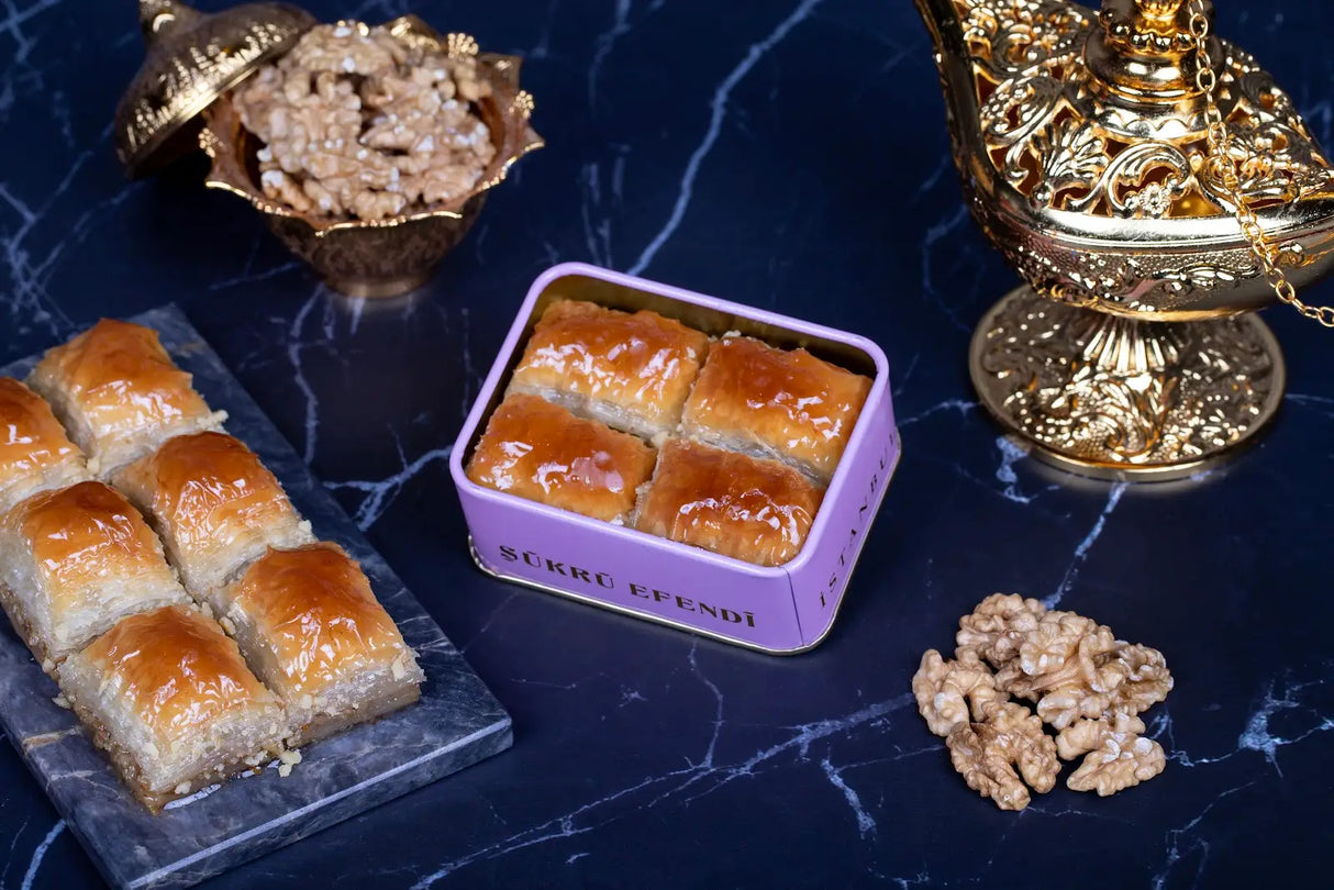 Sukru Efendi 1935 | Turkish Baklava with Walnut in Gift Metal Box