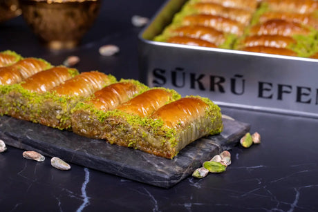 Sukru Efendi 1935 | Golden Pistachio Turkish Baklava in Gift Metal Box