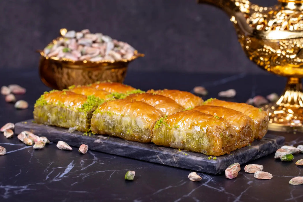 Sukru Efendi 1935 | Ankara Burma Turkish Baklava with Pistachio in Gift Metal Box