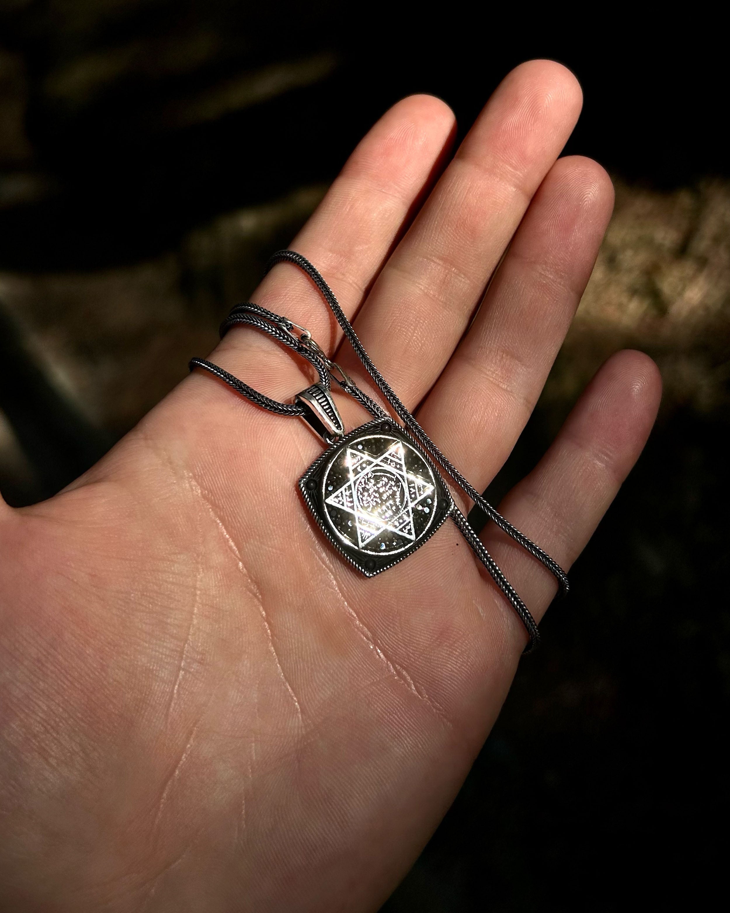 Collier protecteur en argent sterling noir Sceau de Salomon