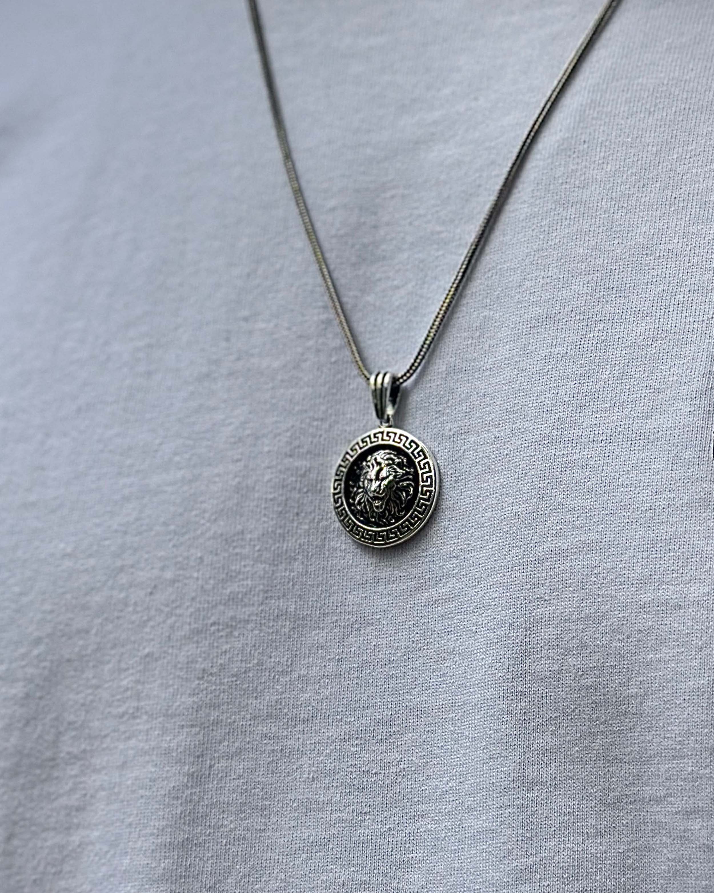 925 스털링 실버 라이언 메달리온 목걸이 - 용기와 리더십