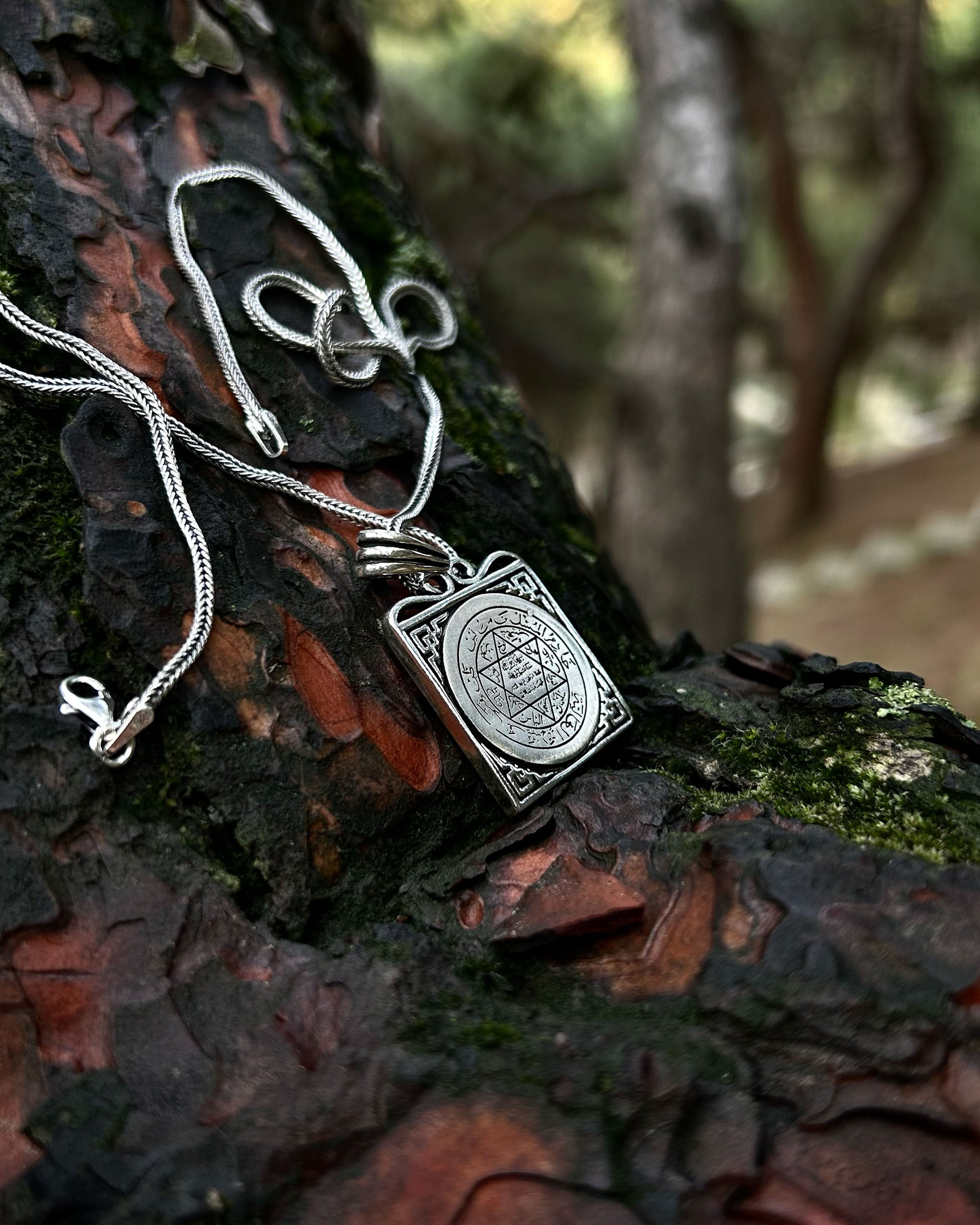 Náhrdelník z ryzího stříbra Pečeť Šalomounova - čtvercový talismanový design