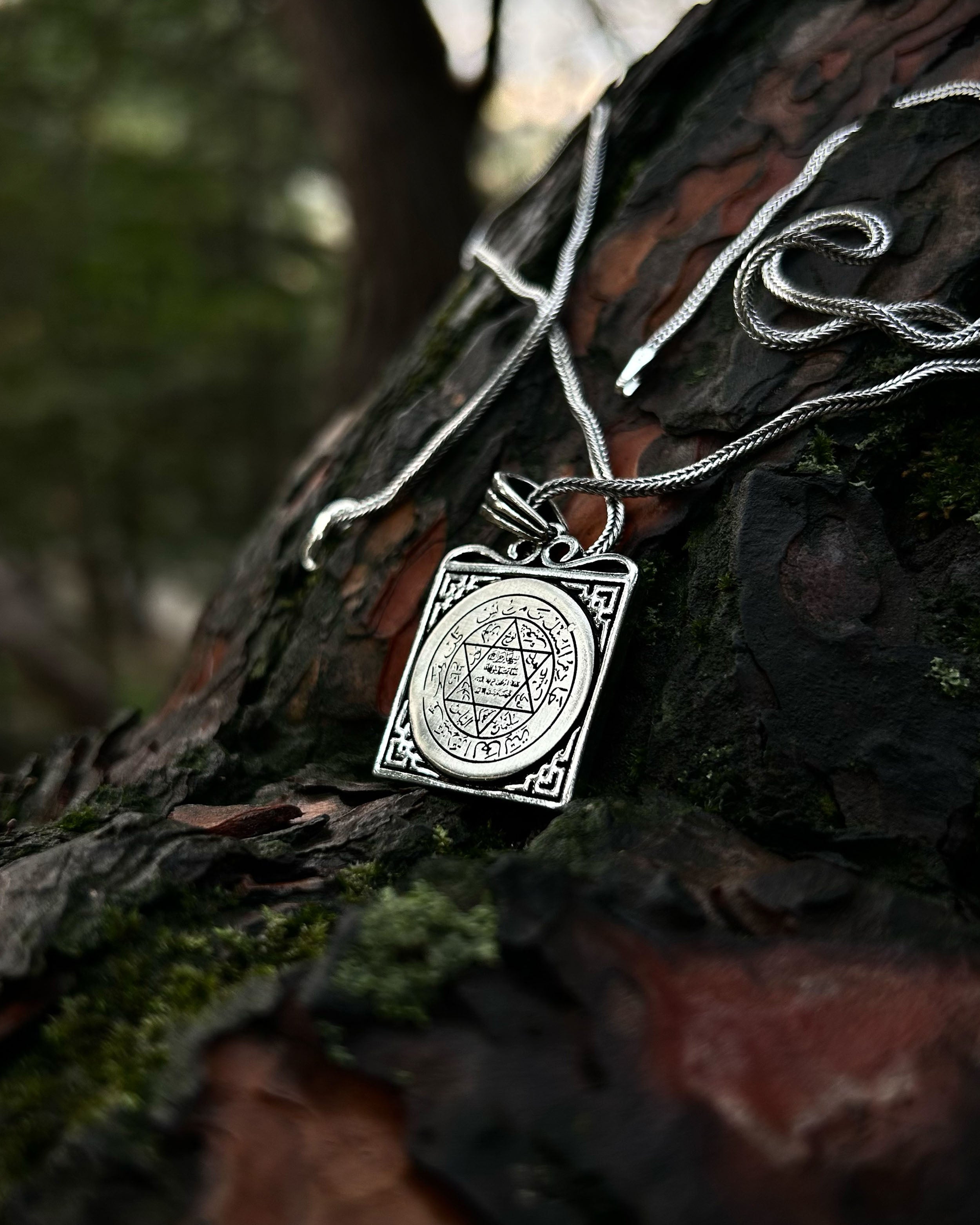 Náhrdelník z ryzího stříbra Pečeť Šalomounova - čtvercový talismanový design