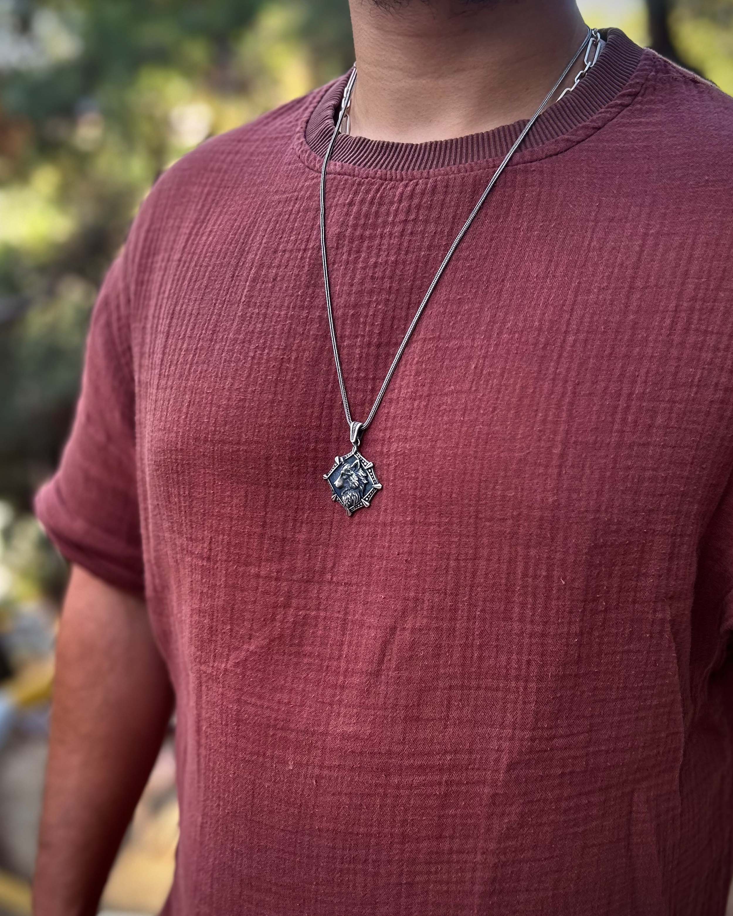 925纯银狼头徽章项链 - 大胆力量象征