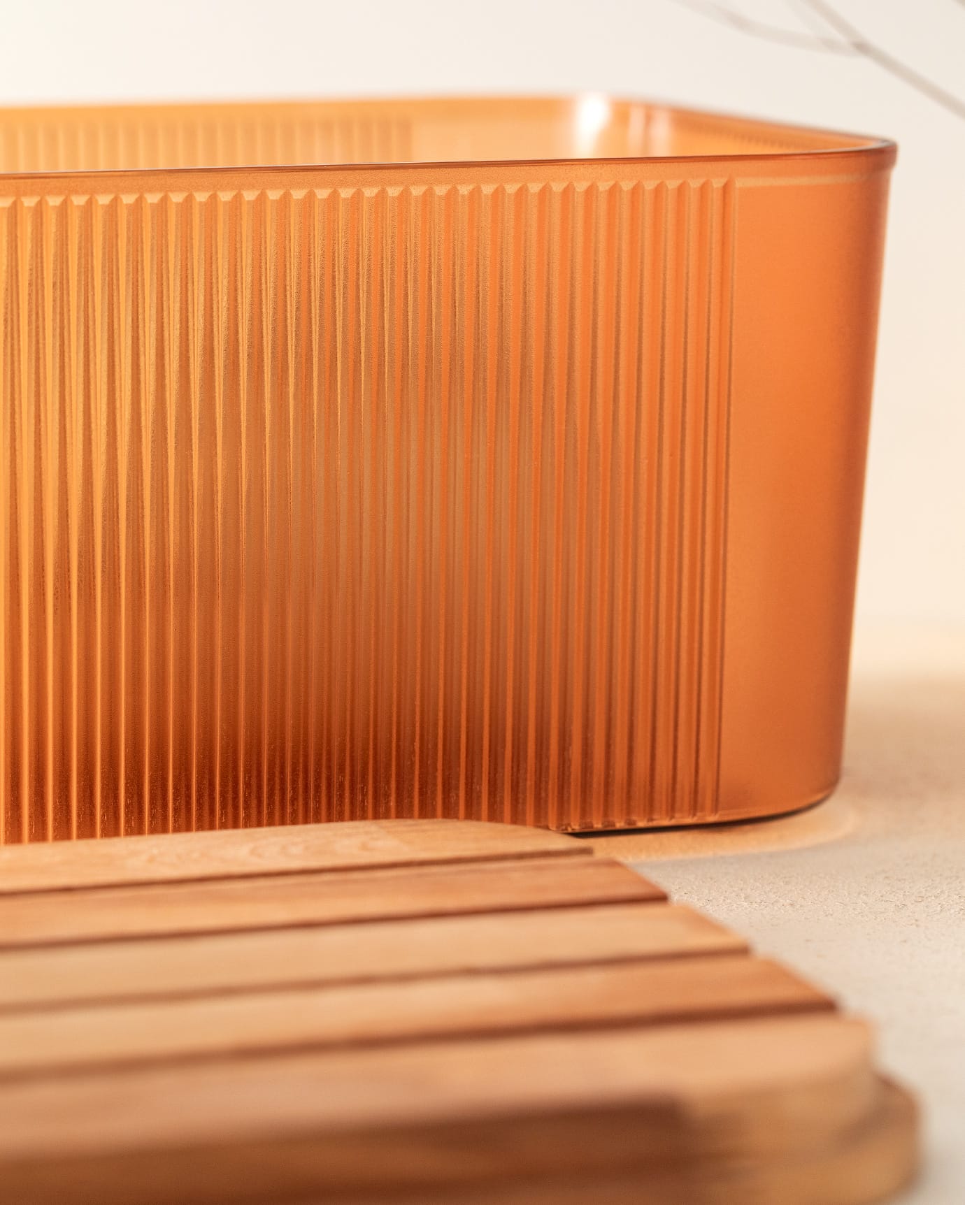 Bread Box with Wooden Lid - Kitchen Countertop Food Storage