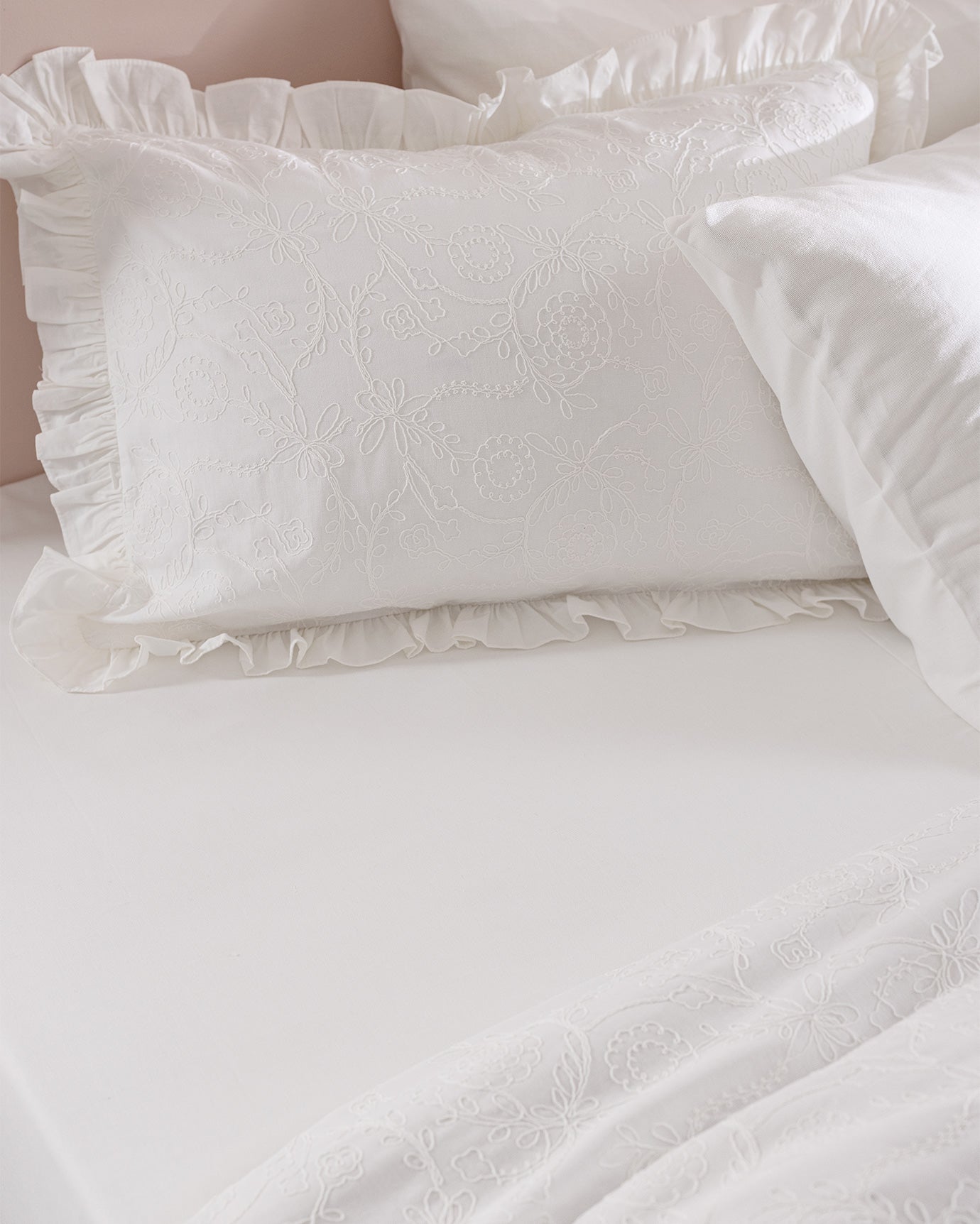 100% Cotton King Size Duvet Cover Set - Aulne Embroidered Design
