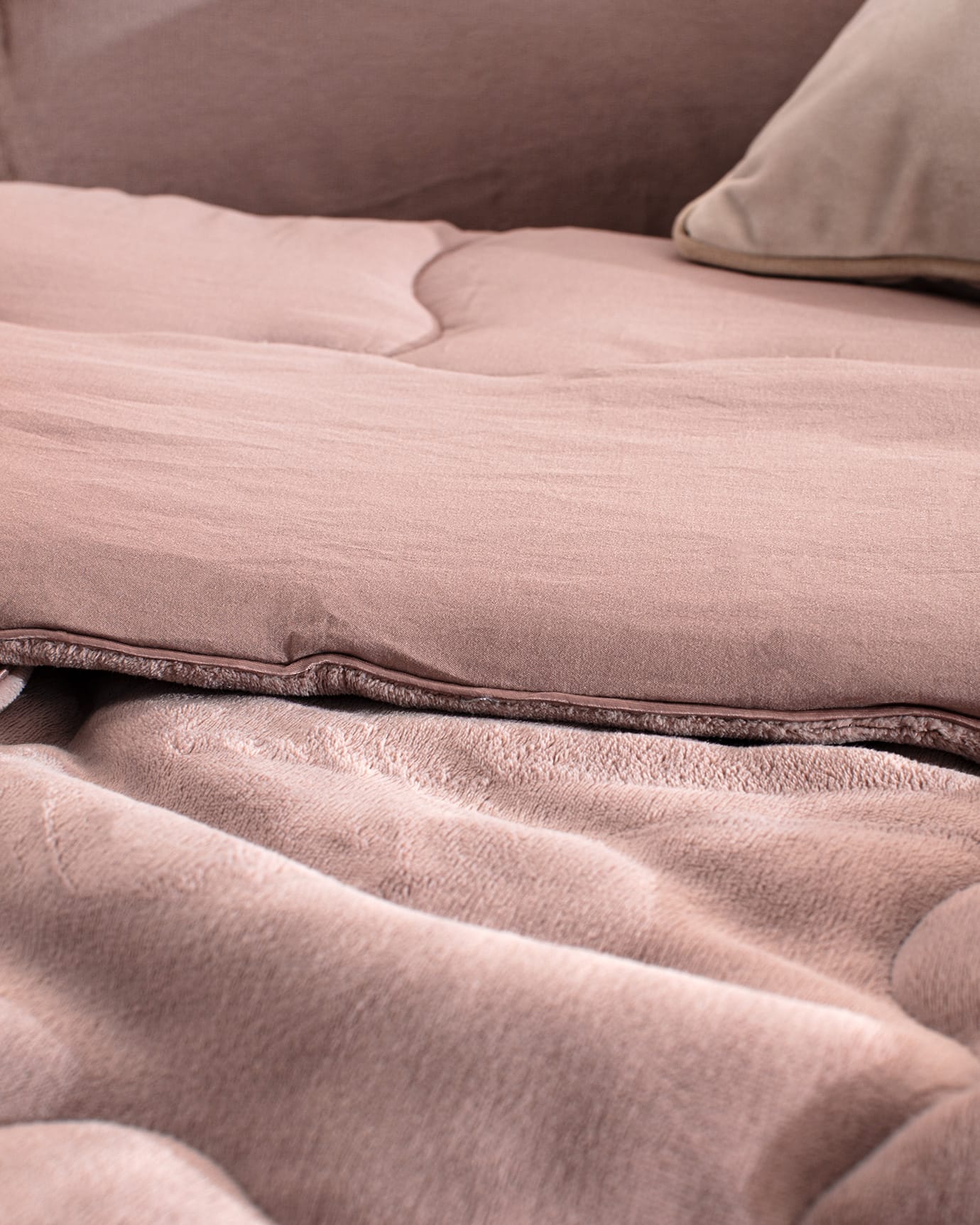 Kaira Twin Bedding Set - Blush Pink Duvet Cover & Sheet Set