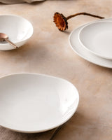 Nyt Bone Porcelæn 24-dele Middagsæt - Klassisk Hvid Elegance