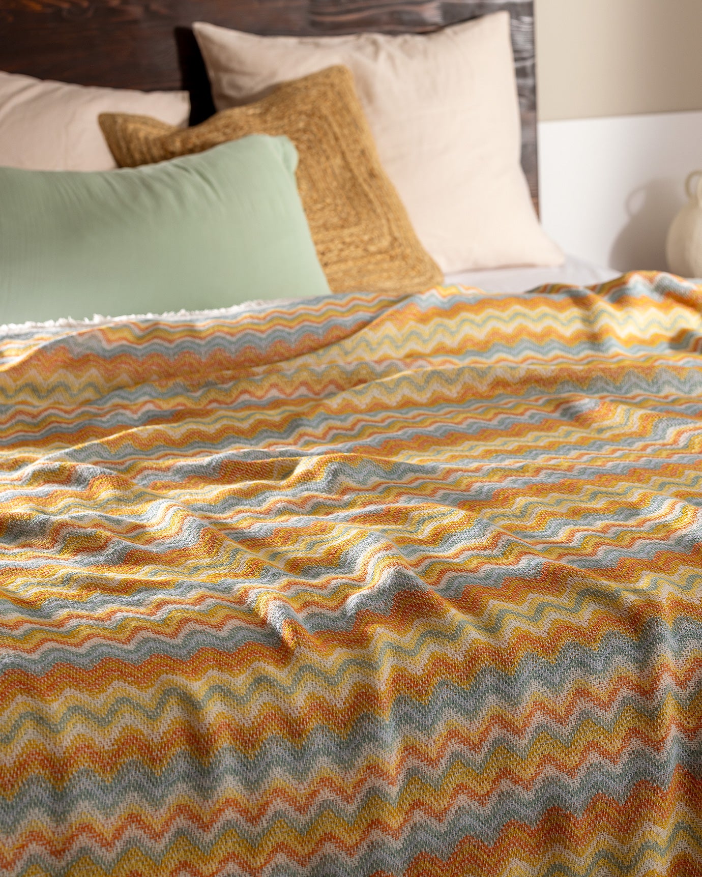 Cotton Blend Double Bedspread - Colorful Pattern