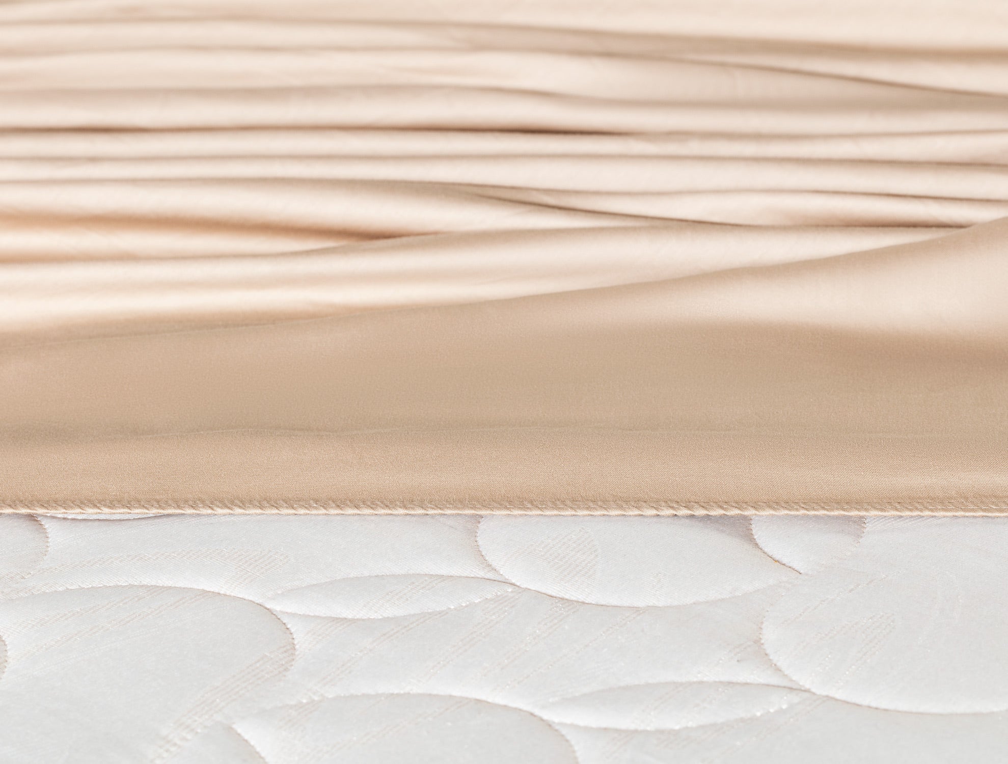 King Size 100% Cotton Sateen Fitted Sheet