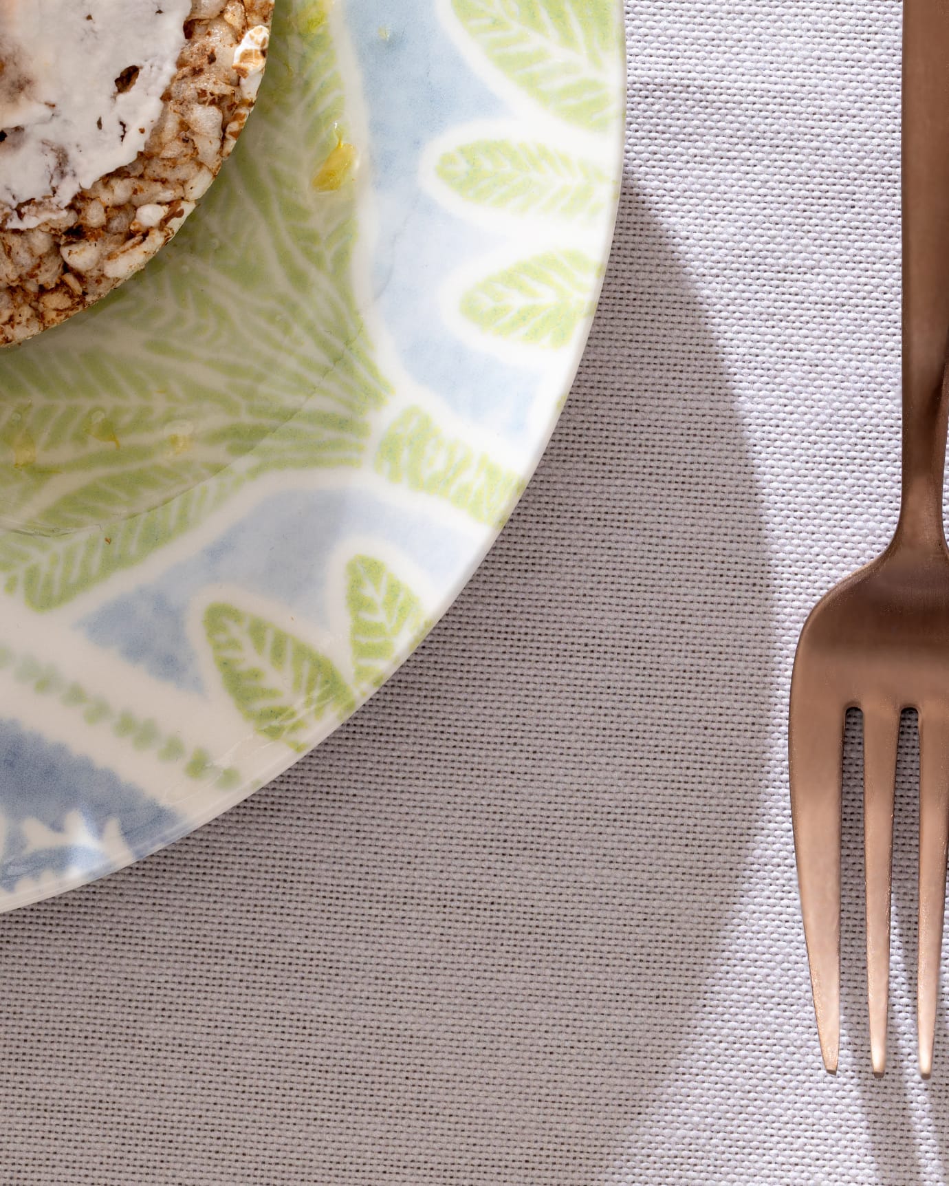 New Bone Porcelain 26-Piece Breakfast Set - Modern Manon Style