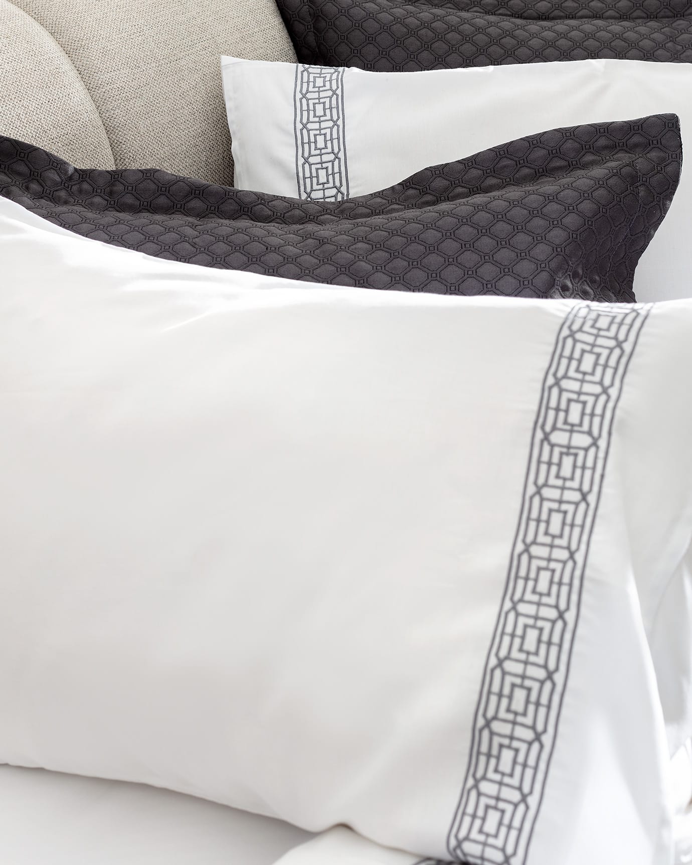 Somme 7-Piece Luxury Bedding Set - Double/Queen Complete Ensemble