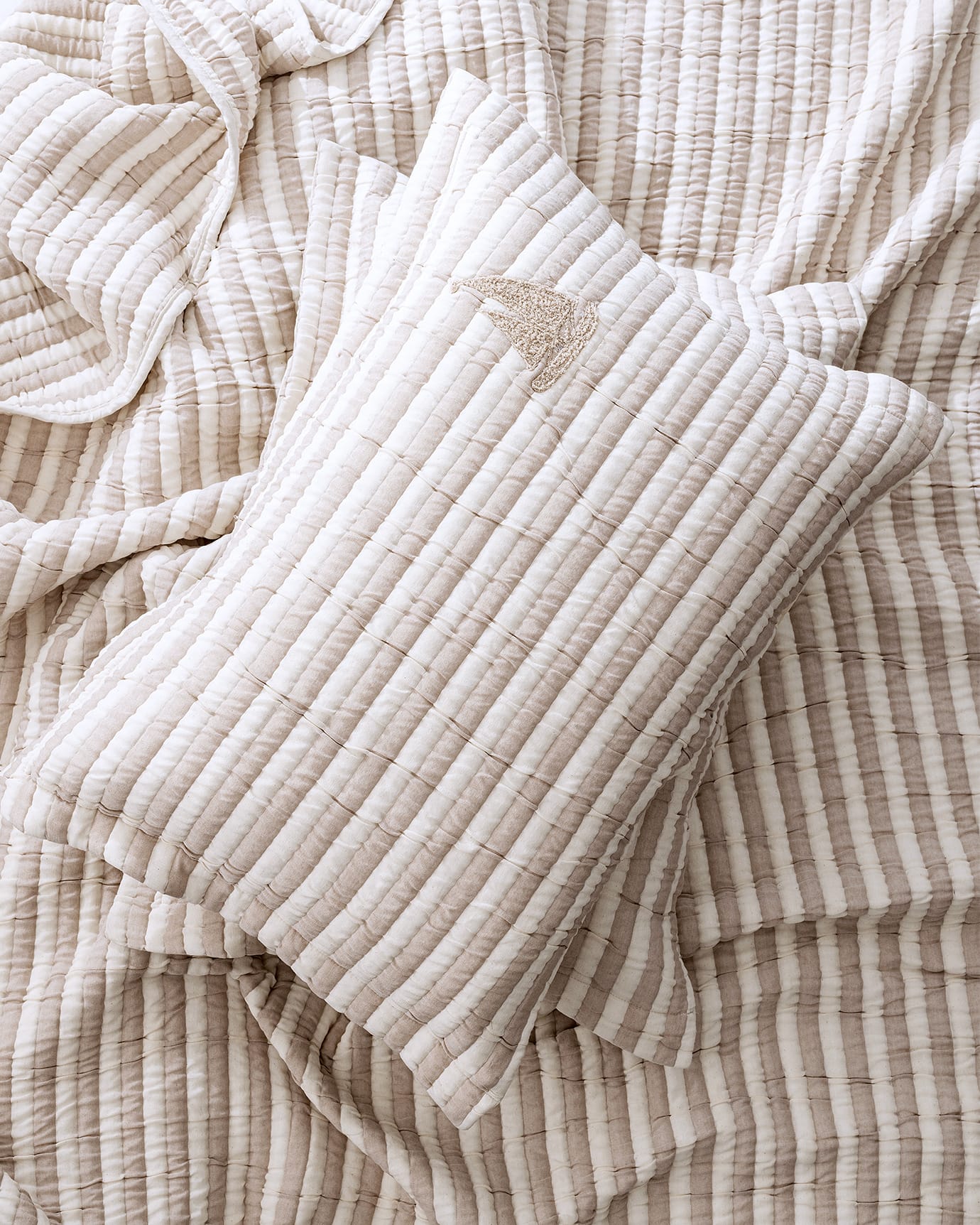 Cotton Blend Double Bedspread Set - Soft & Timeless Comfort