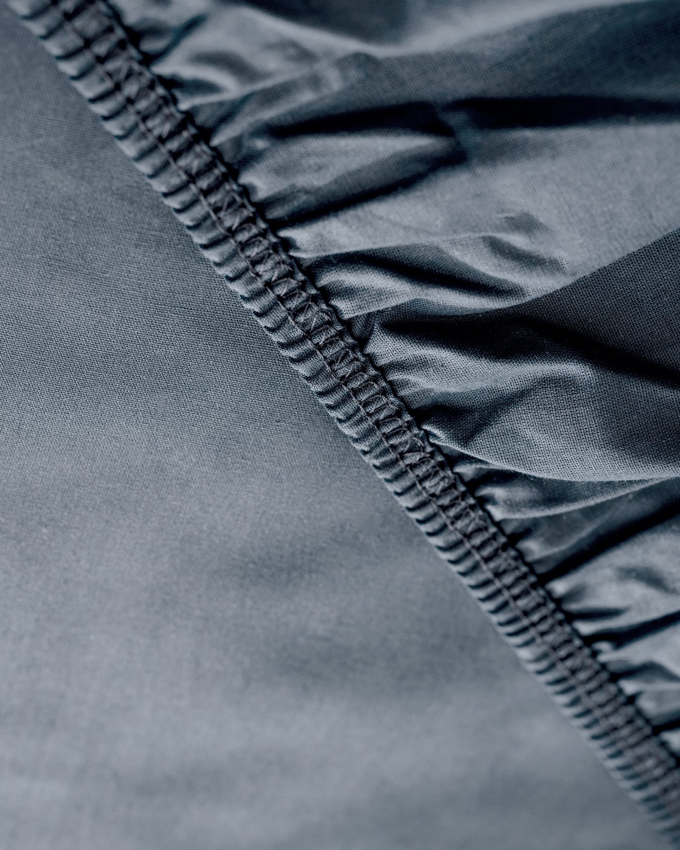 100% Cotton Ranforce Double Fitted Sheet - Soft & Breathable