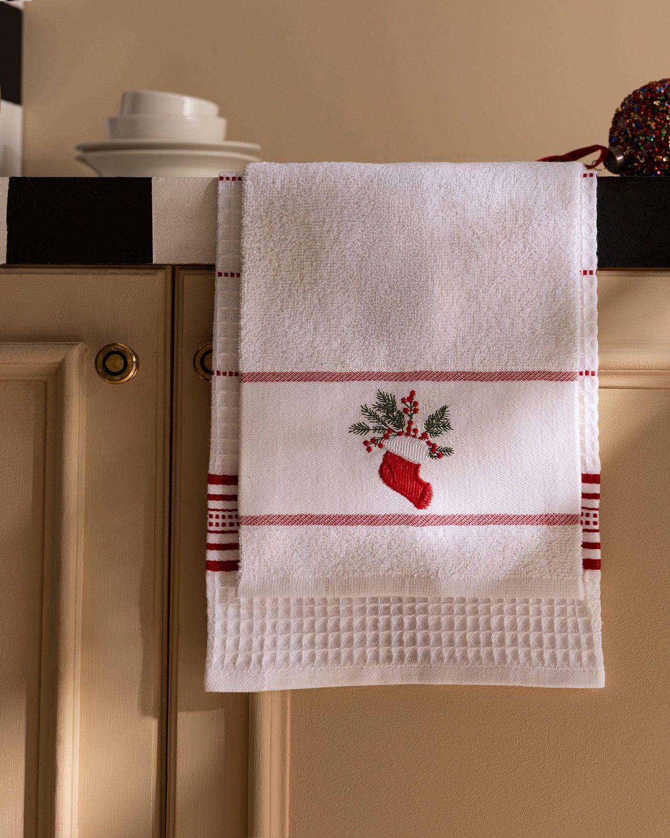 100% Cotton 2-Piece Kitchen Towel Set - Soft & Absorbent