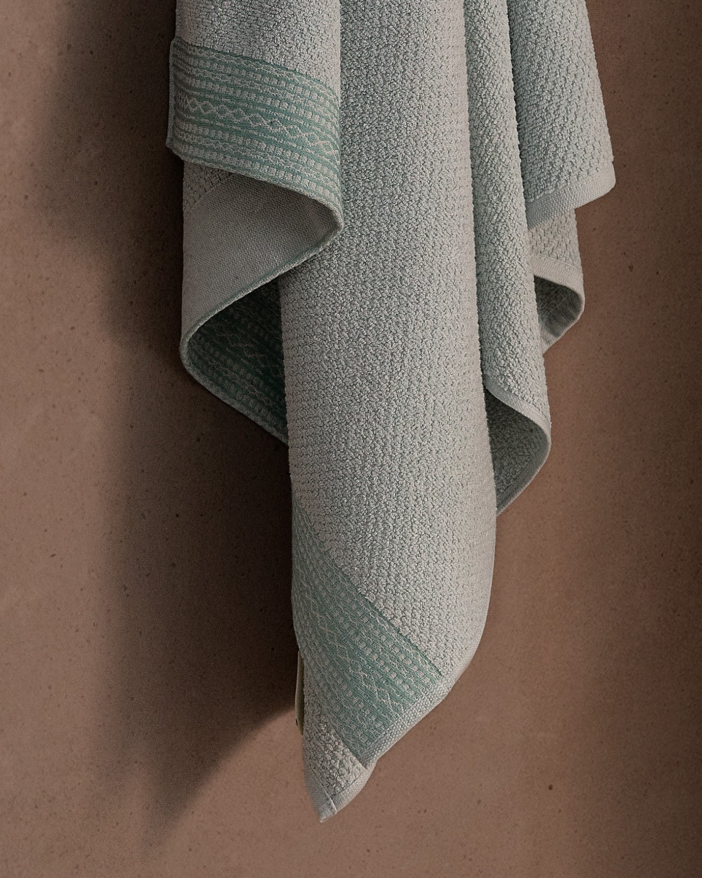 Dory Soft Absorbent Bath Towel, Quick Dry & Plush