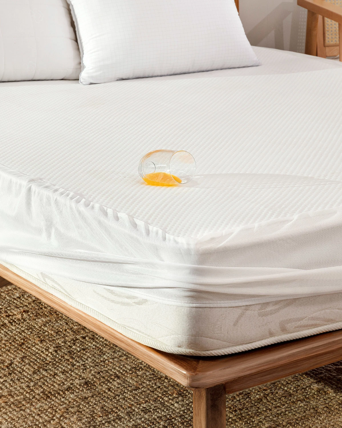 Waterproof Fitted Double Mattress Protector - Breathable Bed Cover
