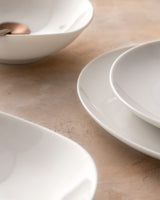 Nyt Bone Porcelæn 24-dele Middagsæt - Klassisk Hvid Elegance