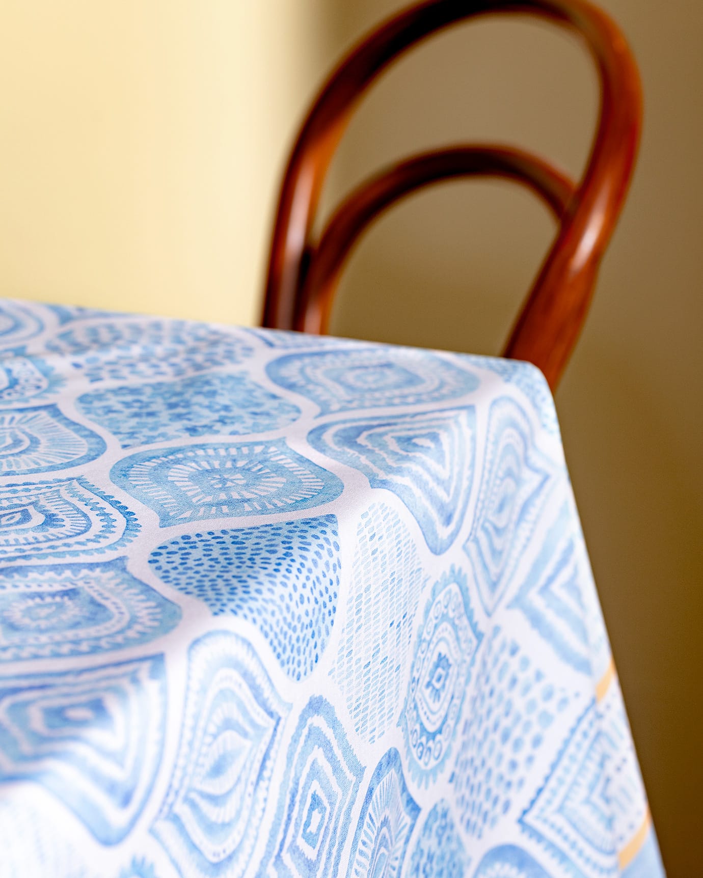 Soft Polycotton Tablecloth - Elegant Wanzele Dining Accent