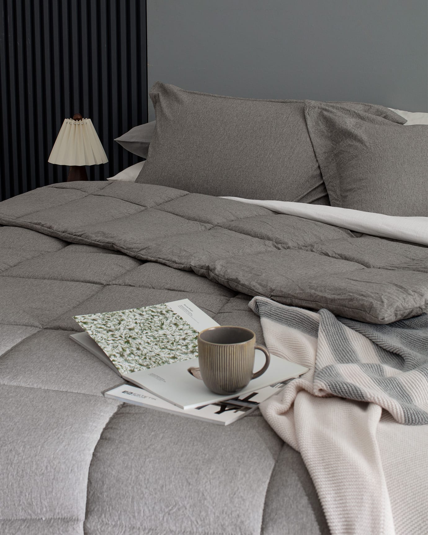 Meleni King Size Bedding Set - Brown