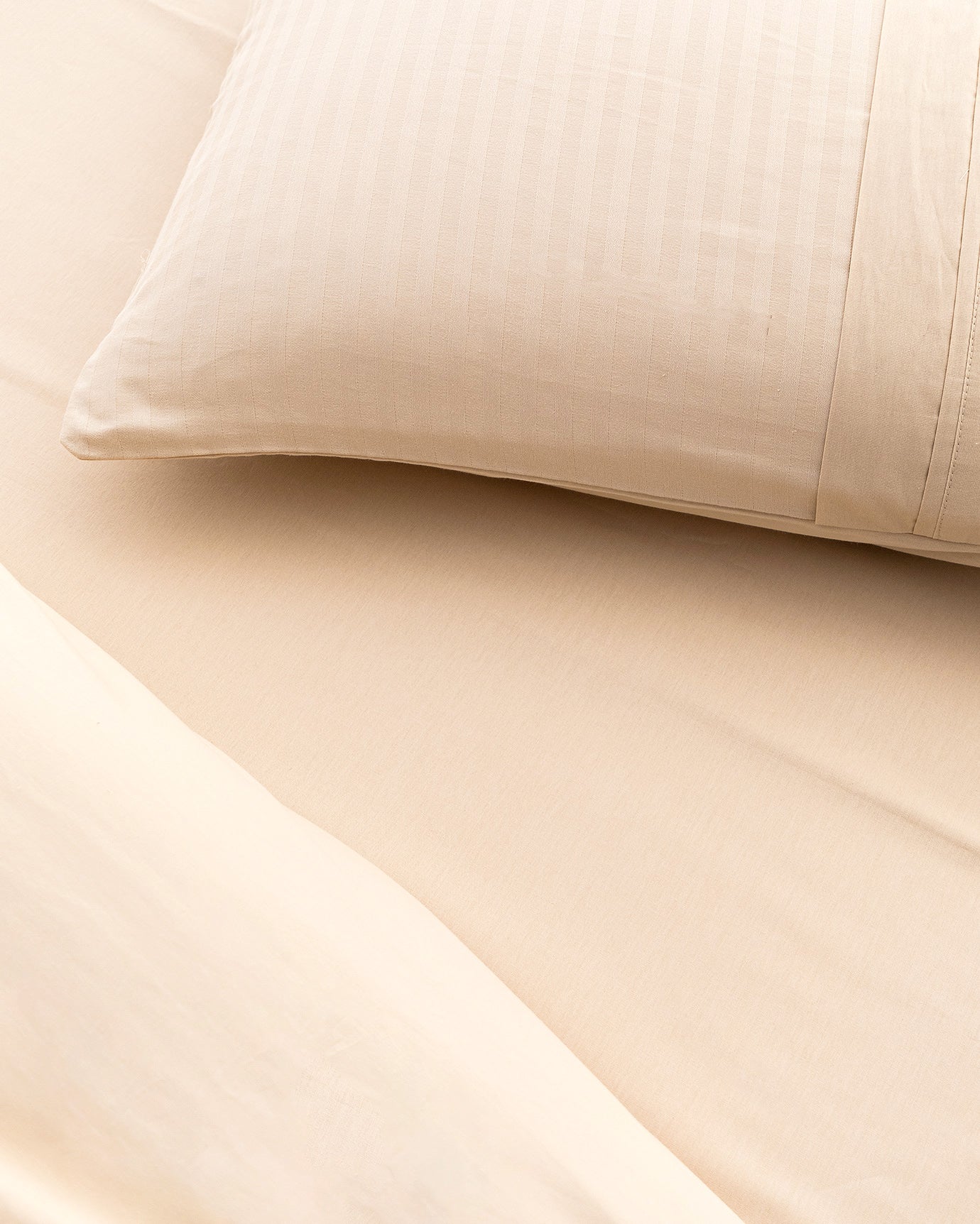 Twin Size Striped Duvet Cover Set - Modern Bedding Collection