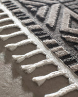 Archard Modern Area Rug - Versatile Home Decor Carpet