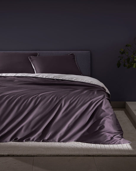 Full/Queen 100% Cotton 208 TC Sateen Printed Duvet Cover Set - Plum White