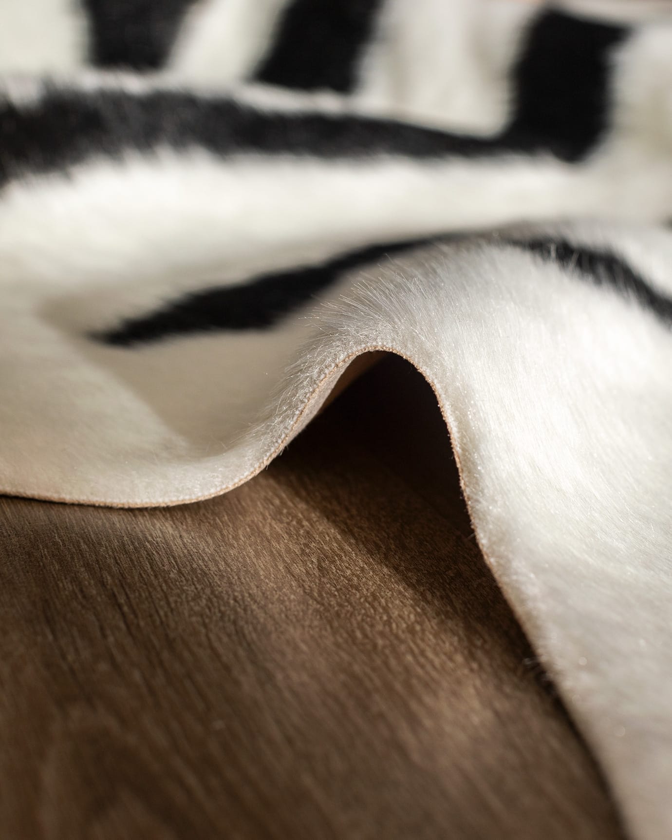 Polyester Throw Blanket - Modern Black & White Design