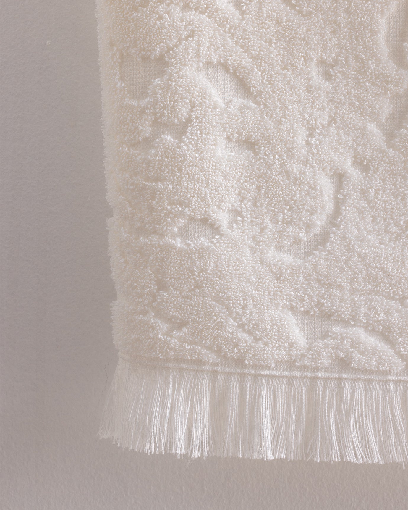 100% Cotton Soft & Absorbent Bath Towel
