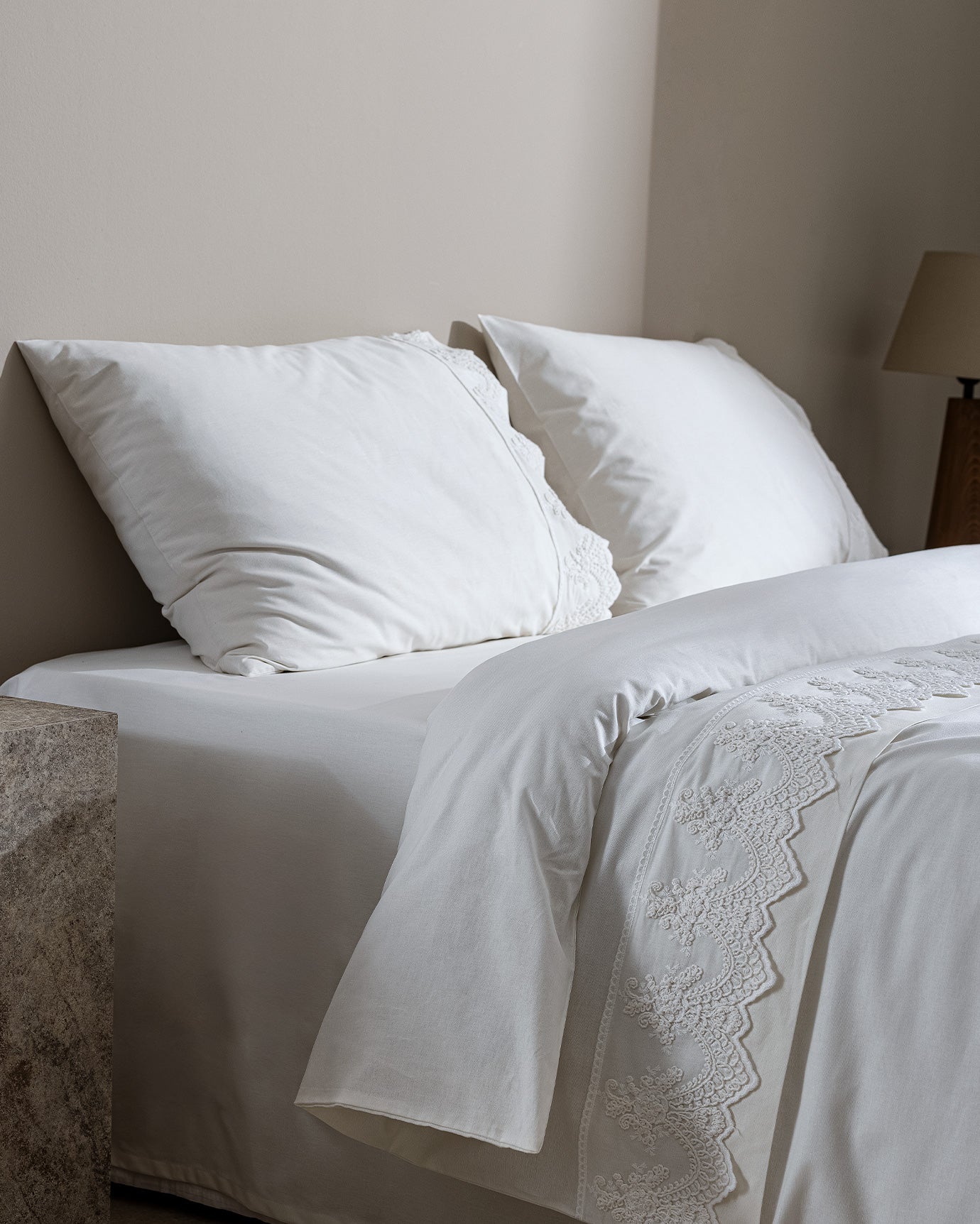 Ensemble de housse de couette brodée 100 % coton taille King Size
