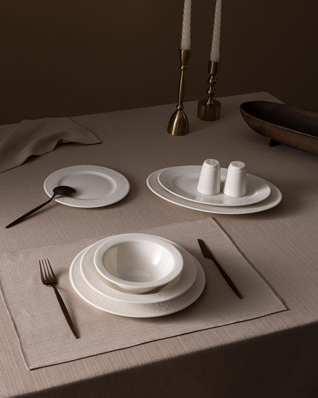 New Bone China 6-Person Dinnerware Set - Classic Elegance
