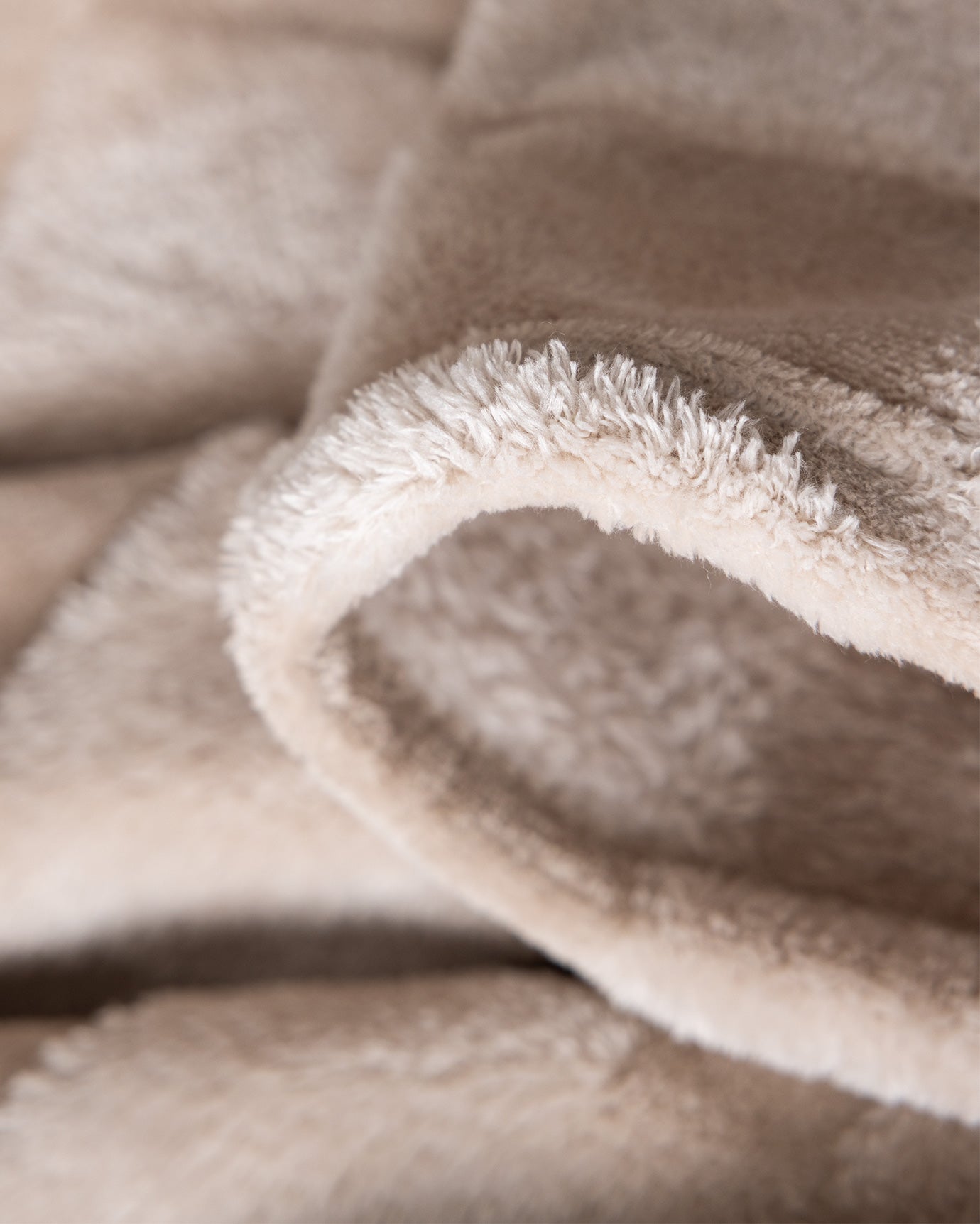 Polyester Welsoft Single Blanket - Cozy Flat Design