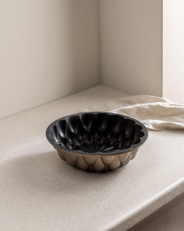 Gold Teardrop Cake Pan for Baking