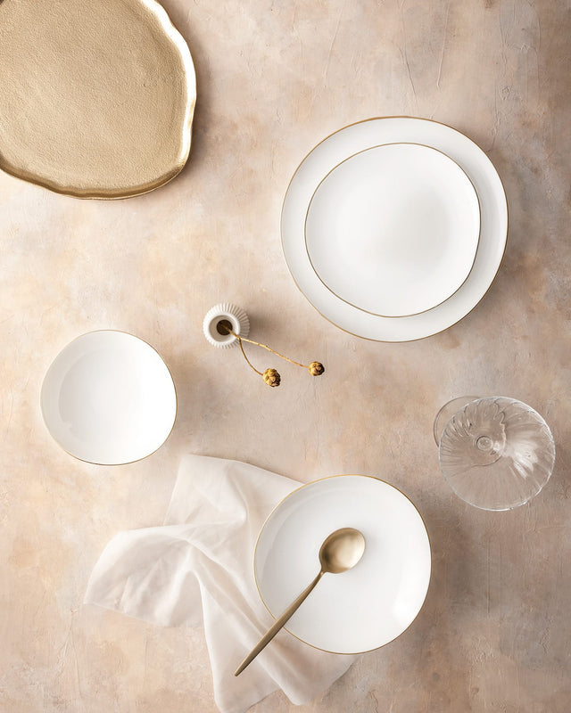 Bormio 24-Piece White and Gold Dinnerware Set for 6 People